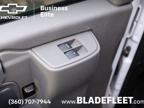 New 2024 Chevrolet Express 3500 w/ Power Convenience Package image 19
