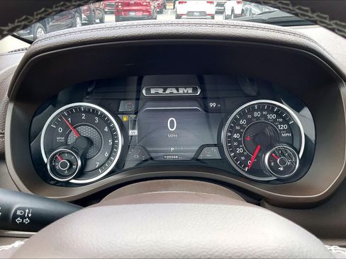 Used 2025 RAM 1500 Laramie AWD/4WD image 20