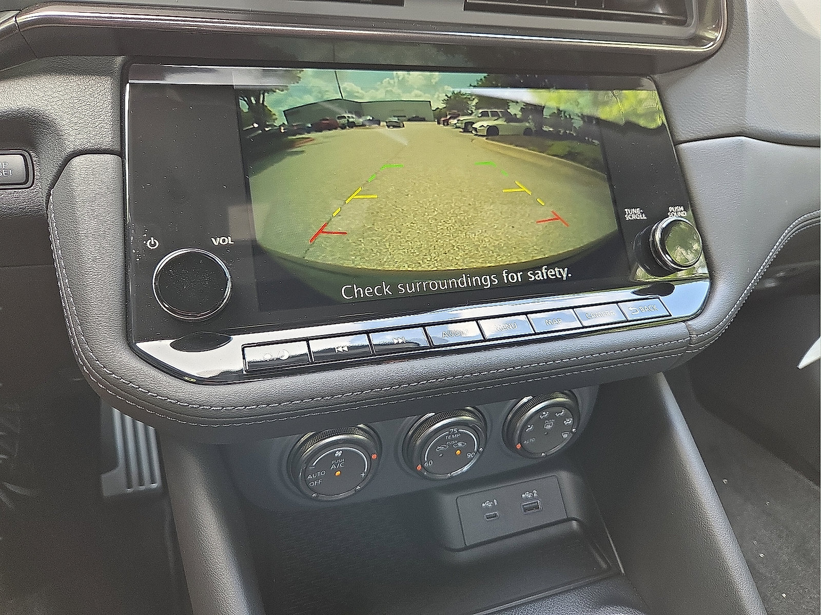 New 2024 Nissan Z Performance w/ Floor Mat Package RWD image 16