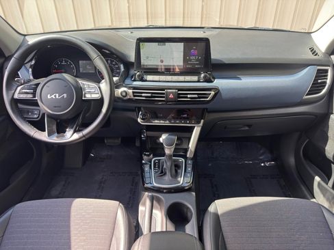 Used 2022 Kia Seltos Nightfall Edition AWD/4WD image 11
