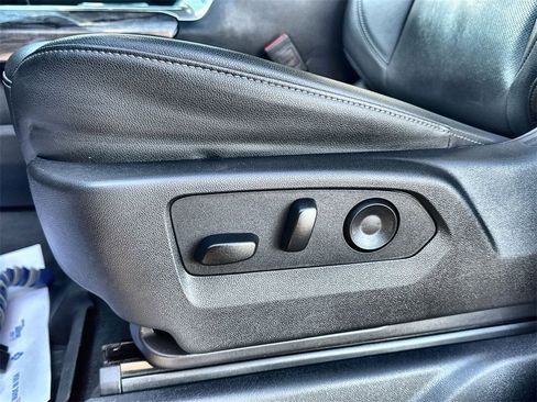 Used 2024 Chevrolet Silverado 3500 LTZ w/ LTZ Premium Package image 13