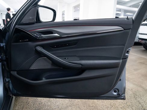 Used 2022 BMW M5 w/ Competition Package image 23