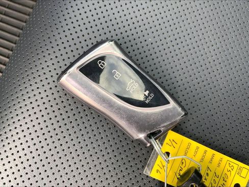 Used 2025 Lexus NX 350h AWD w/ Premium Package image 15