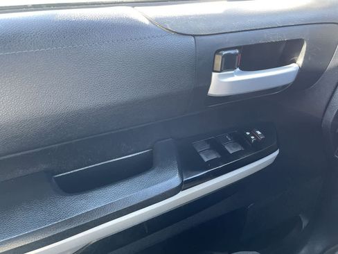 Used 2019 Toyota Tundra SR5 RWD image 29