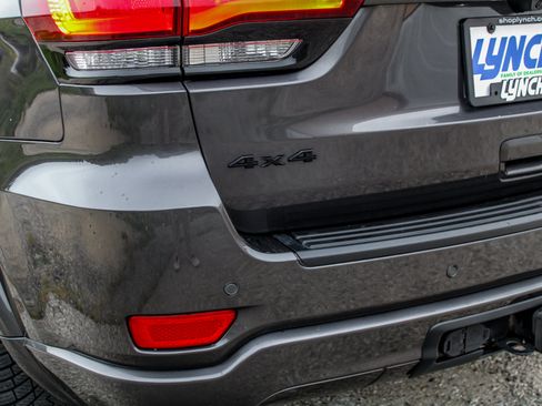 Used 2021 Jeep Grand Cherokee Laredo X AWD/4WD image 15