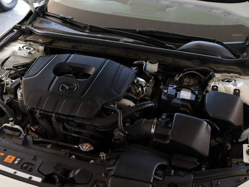 Used 2025 MAZDA MAZDA3 s image 32