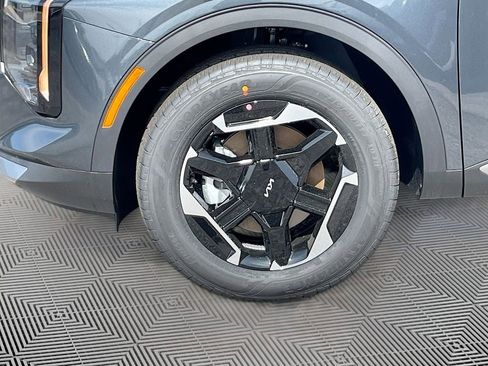 New 2026 Kia Sportage S image 10