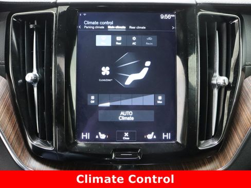 Used 2021 Volvo XC60 T5 Inscription w/ Advanced Package image 20