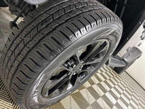 Used 2021 Jeep Gladiator Overland image 35