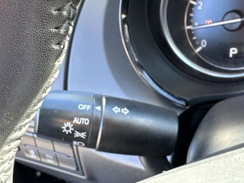 Used 2019 MAZDA CX-9 Touring image 22