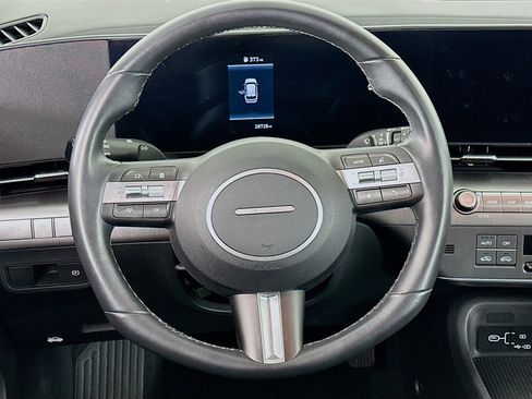 Used 2025 Hyundai Kona SEL image 18