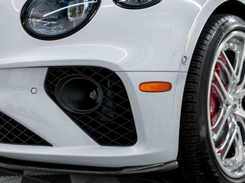 Used 2022 Bentley Continental GT Speed image 13