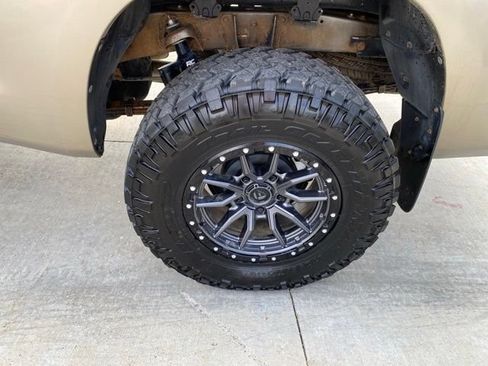 Used 2007 Toyota Tundra SR5 AWD/4WD image 12