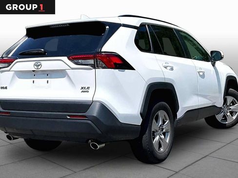 Used 2025 Toyota RAV4 XLE AWD/4WD image 13