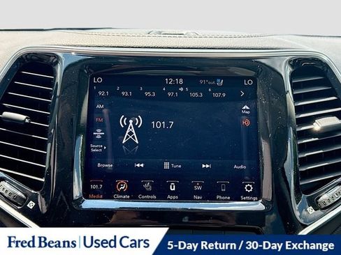 Certified 2021 Jeep Cherokee Limited w/ Elite Package AWD/4WD image 21