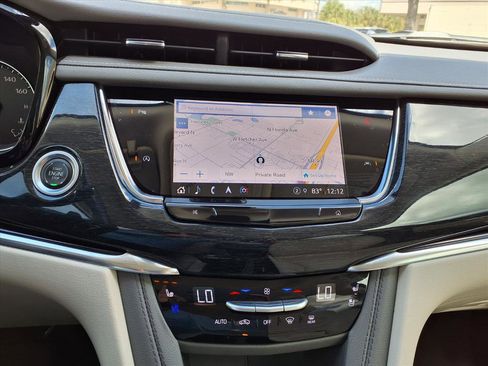 Certified 2023 Cadillac XT6 Premium Luxury FWD image 25