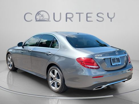 Used 2020 Mercedes-Benz E 350 Sedan image 2