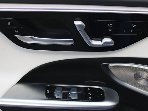 Used 2026 Mercedes-Benz C 300 Sedan image 13