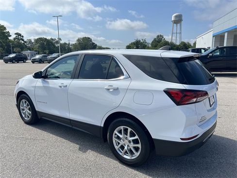 Used 2022 Chevrolet Equinox LT image 6