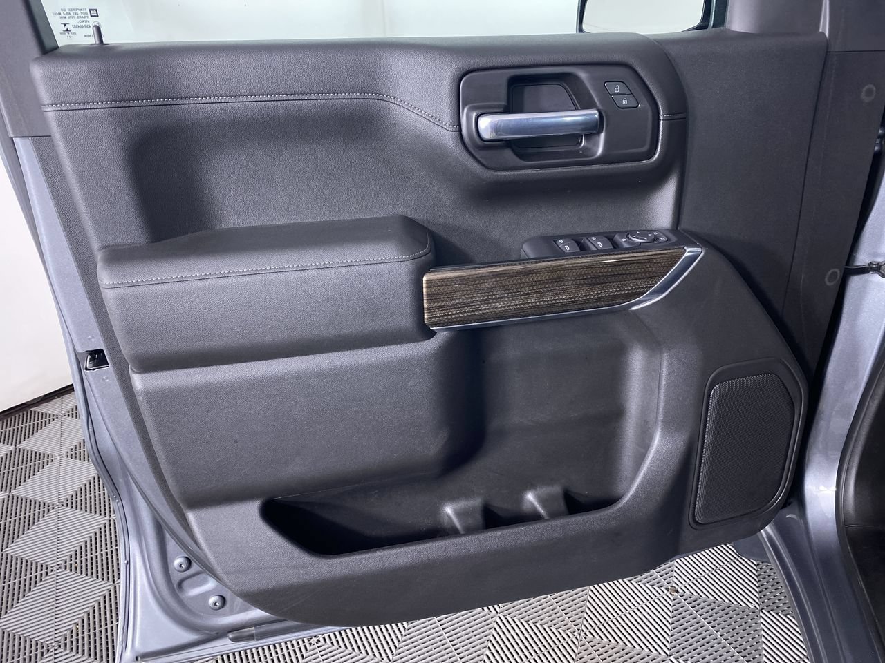 Certified 2021 Chevrolet Silverado 1500 RST AWD/4WD image 11