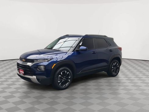 Used 2022 Chevrolet TrailBlazer LT w/ Convenience Package AWD/4WD image 32