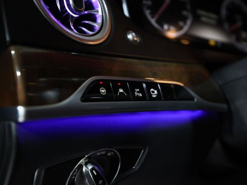 Used 2014 Mercedes-Benz S 550 Sedan image 29