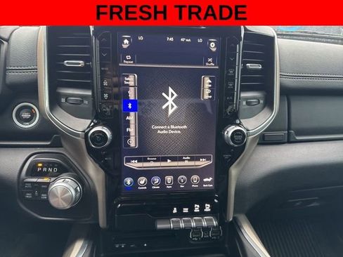Used 2019 RAM 1500 Laramie AWD/4WD image 11