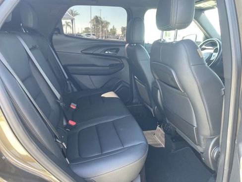 Used 2021 Chevrolet TrailBlazer ACTIV w/ Technology Package FWD image 26