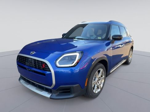 Certified 2025 MINI Cooper Countryman S w/ Comfort Package Max AWD/4WD image 4