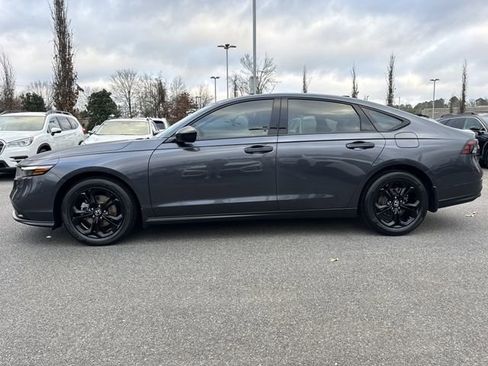 Used 2025 Honda Accord SE image 6