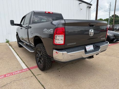 Used 2021 RAM 2500 Big Horn AWD/4WD image 4
