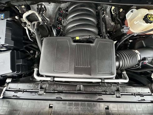 Used 2021 Chevrolet Silverado 1500 Custom Trail Boss w/ LPO, Dark Essentials Package image 28