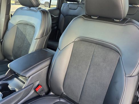 New 2025 Jeep Grand Cherokee L Altitude image 15