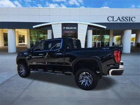 New 2026 GMC Sierra 1500 SLT image 8