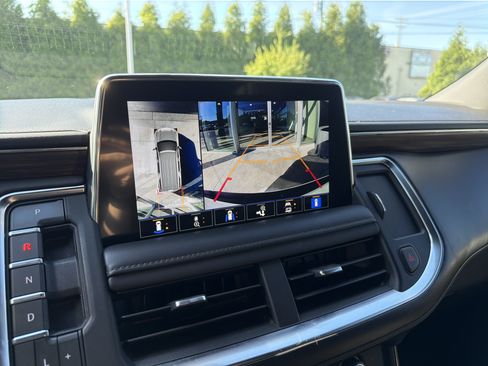 Used 2021 Chevrolet Tahoe High Country AWD/4WD image 25