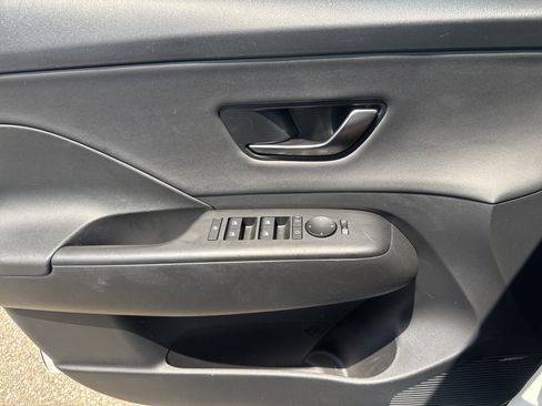 Used 2024 Hyundai Kona N Line FWD image 9