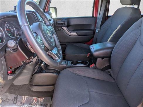 Used 2013 Jeep Wrangler Unlimited Sport AWD/4WD image 11
