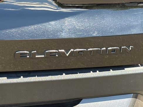 Used 2025 GMC Terrain Elevation AWD/4WD image 38