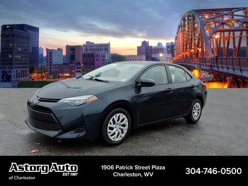 Used 2018 Toyota Corolla LE image 7