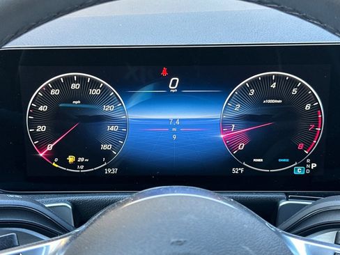New 2026 Mercedes-Benz GLB 250 image 19