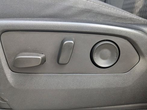 Used 2022 Chevrolet Silverado 1500 LT Trail Boss image 21