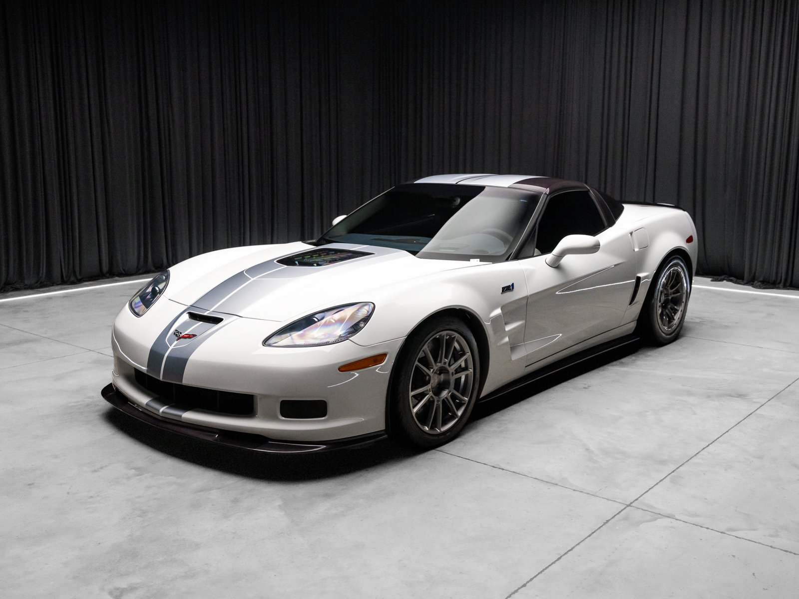 Used 2013 Chevrolet Corvette ZR1 w/ 3ZR Preferred Equipment Group RWD image 20
