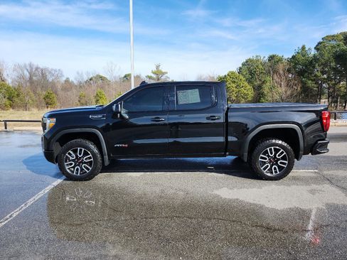 Certified 2021 GMC Sierra 1500 AT4 w/ AT4 Preferred Package image 2