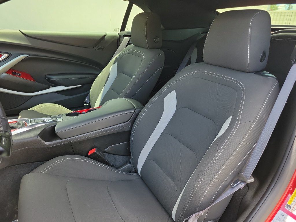 Used 2017 Chevrolet Camaro SS RWD image 24