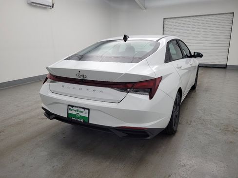 Used 2021 Hyundai Elantra SEL FWD image 7