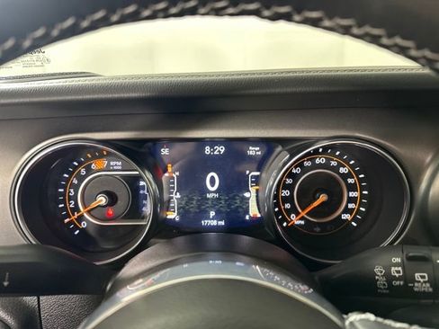 Used 2023 Jeep Wrangler Unlimited Rubicon w/ Xtreme 35 Tire Package image 17