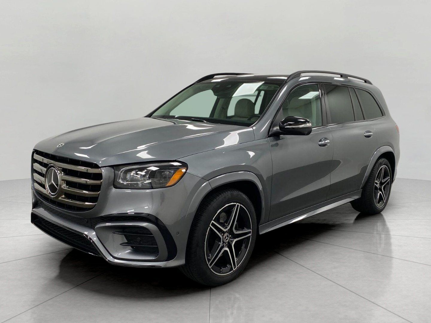 Certified 2024 Mercedes-Benz GLS 450 4MATIC image 9