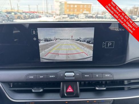 Used 2025 Kia K4 LXS image 23