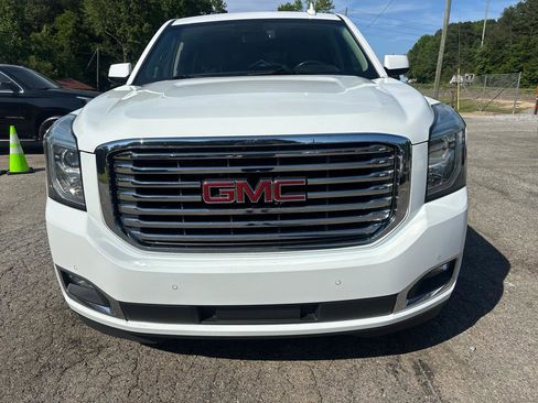 Used 2019 GMC Yukon SLT w/ Premium Edition RWD image 3