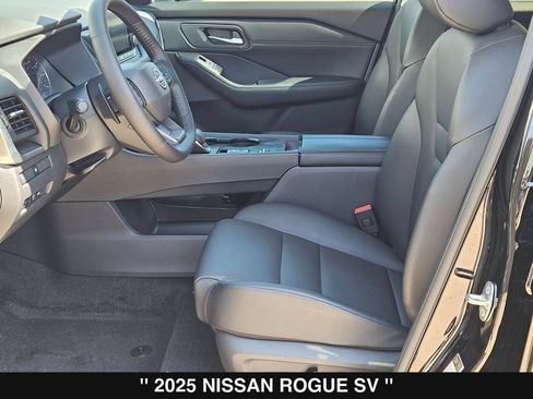 Used 2025 Nissan Rogue SV w/ SV Premium Package FWD image 11